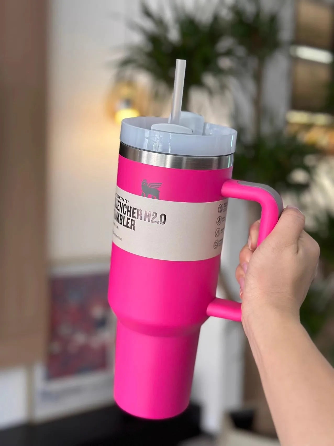 STANLEY H2.0 FlowState Quencher Tumbler - 40oz (1.18L) Stainless Steel Vacuum Insulated Water Bottle, Keeps Drinks Cold 24hrs/Hot 8hrs, Leak-Proof Lid, Perfect for Travel & Outdoor